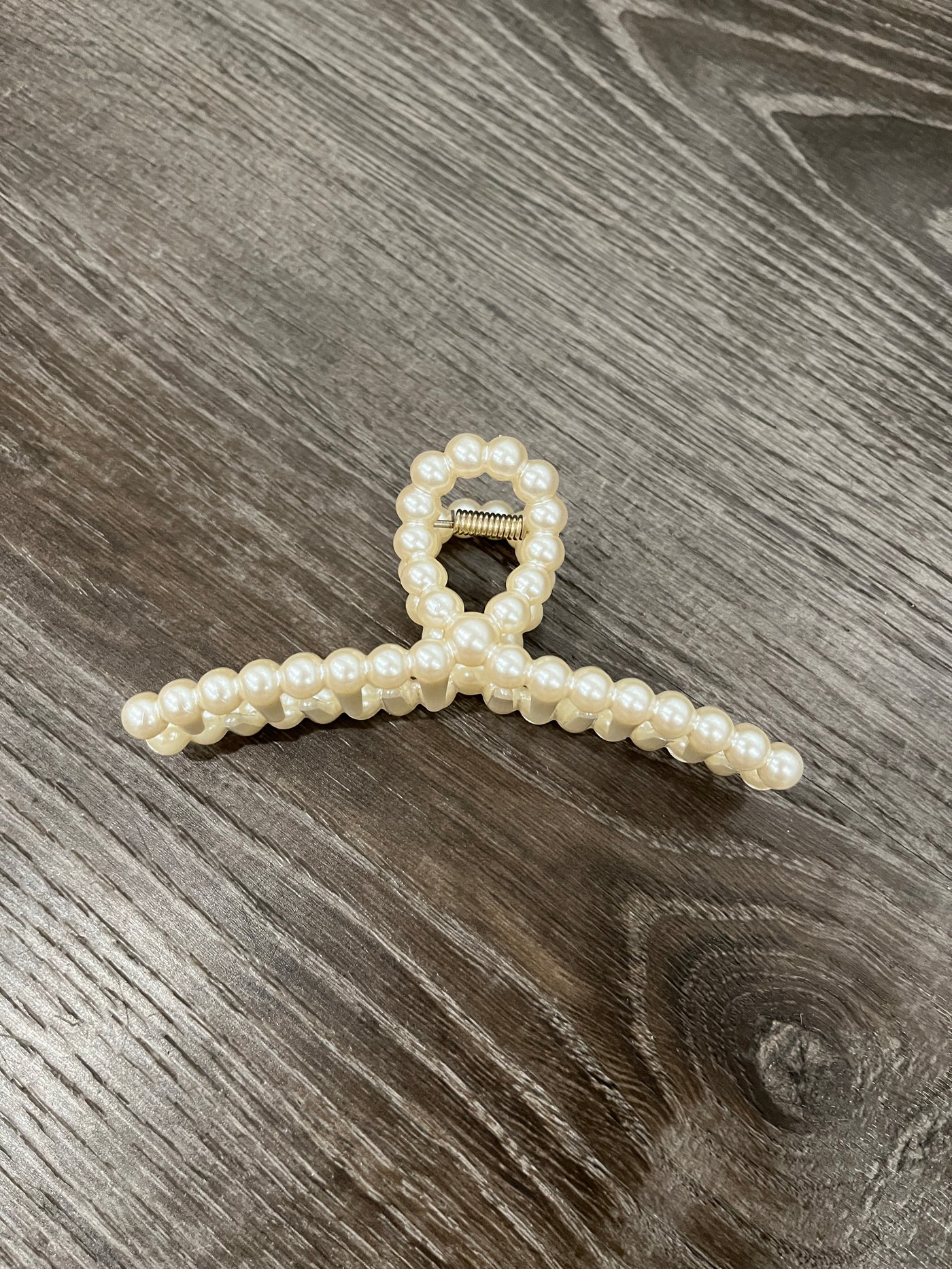 Pearl Hair Claw Clips